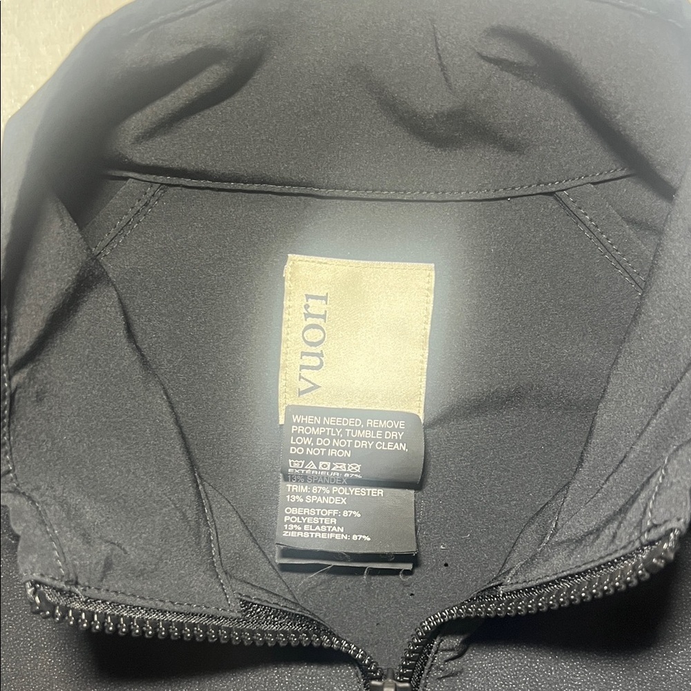 Vuori Black Zip-Up Jacket - Picture 2 of 5